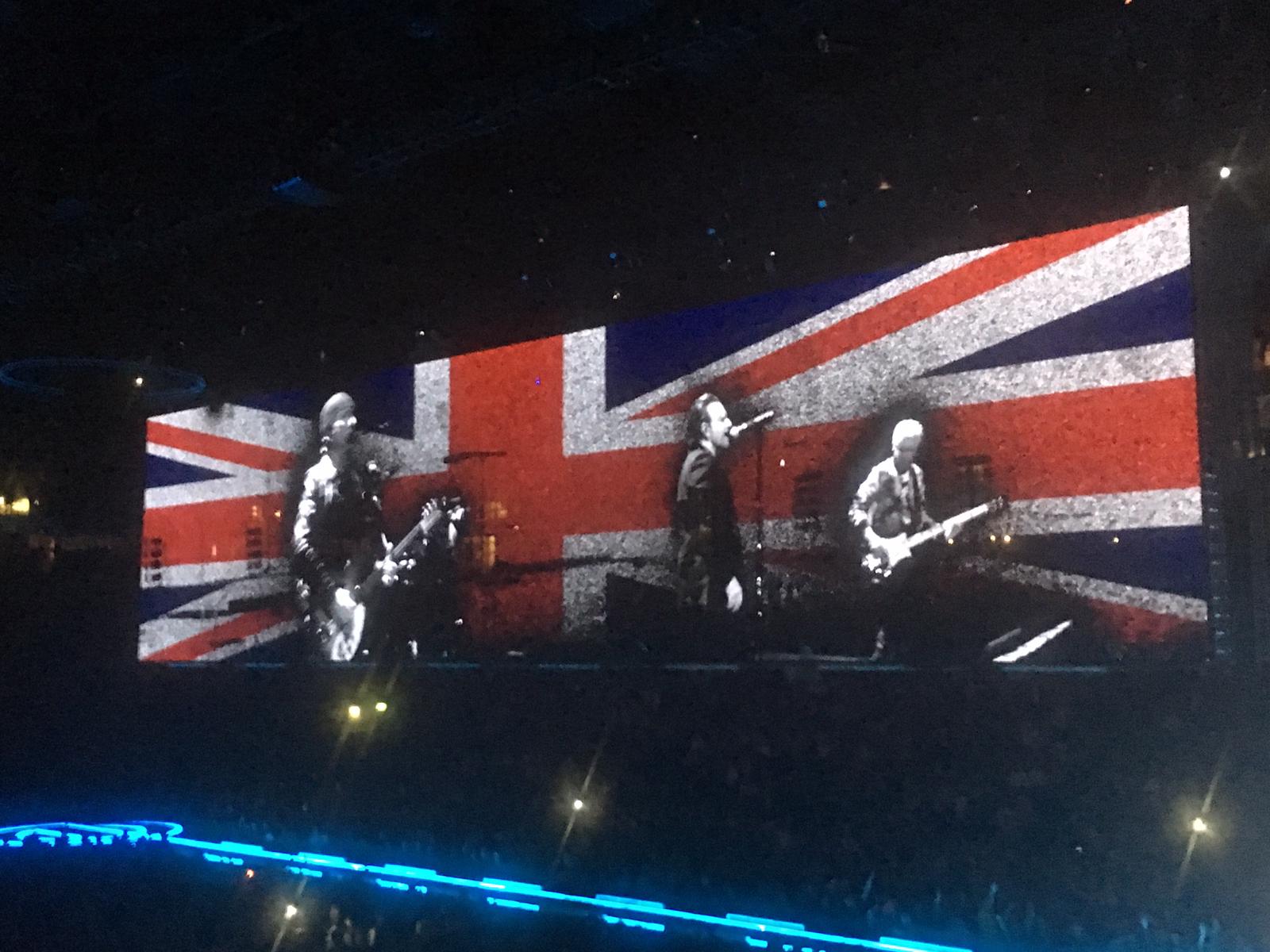 Bild zu: Die erste Show in Manchester